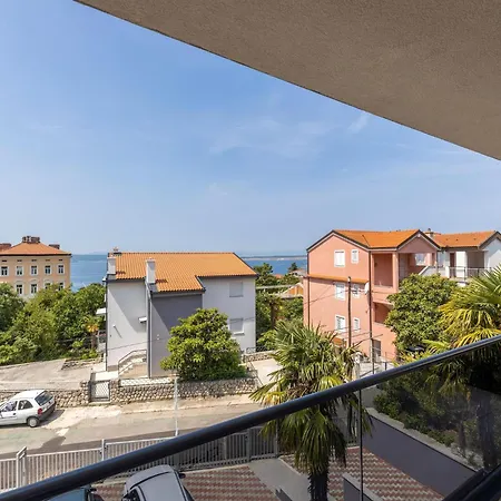 Adorable With Balcony And Swimming Pool